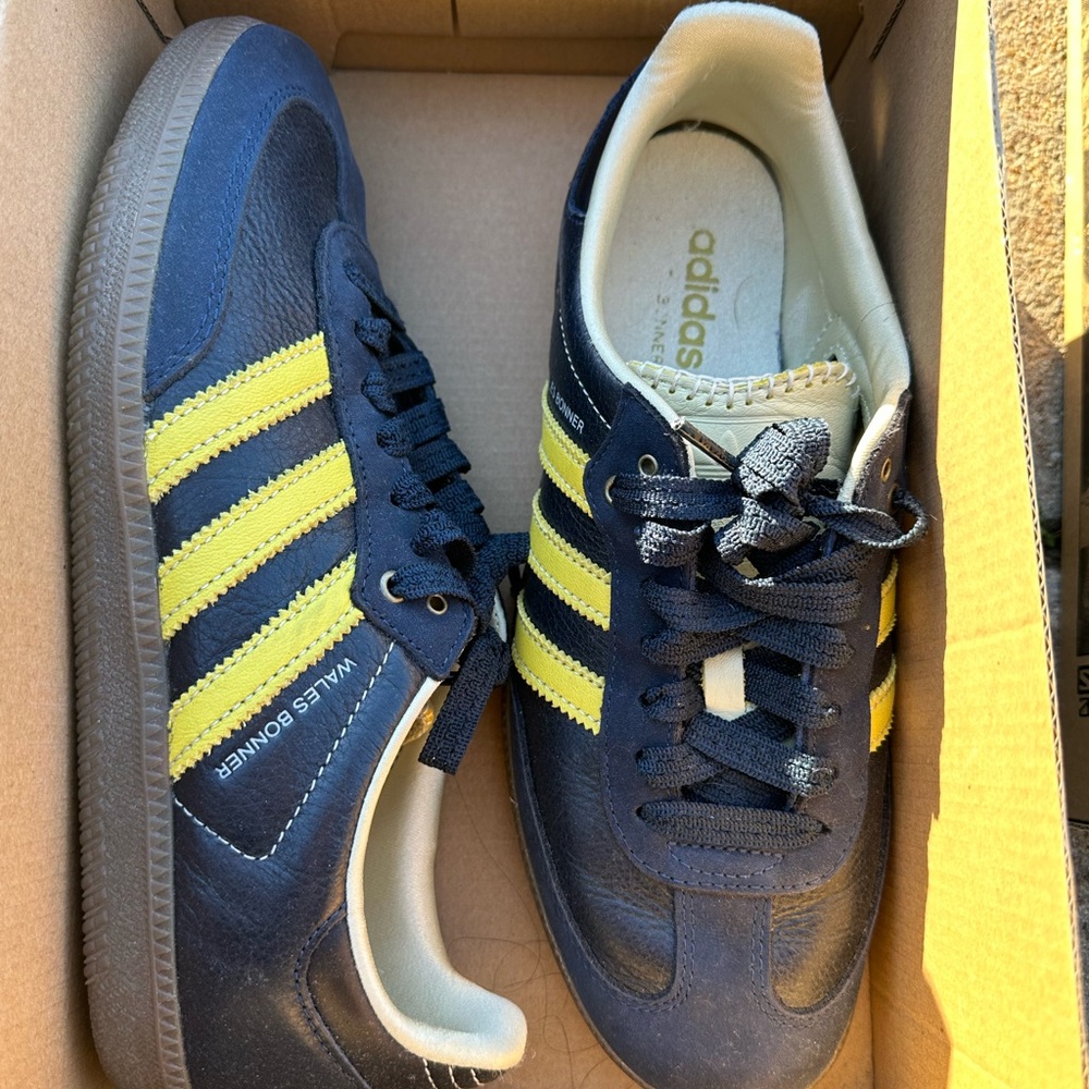 Wales Bonner Navy and Yellow Sneakers